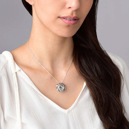 シルバー3Dモノグラムネックレス - 2