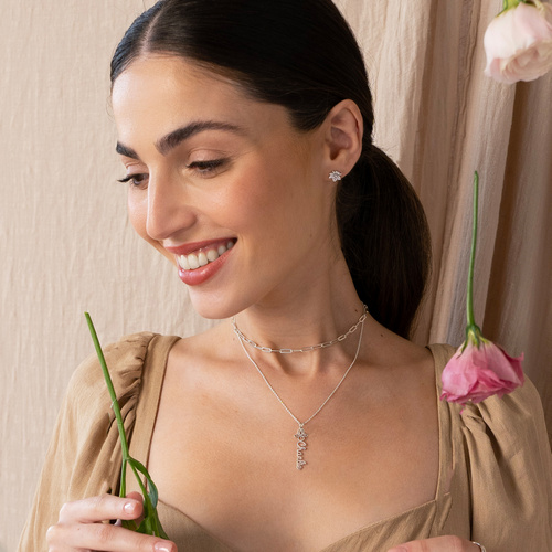 スターリングシルバーの誕生石付きブルーミングバースフラワーネームネックレス - 4