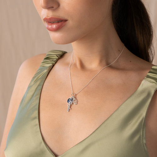 スターリングシルバーの半貴石を使用した象徴的なネームネックレス - 4