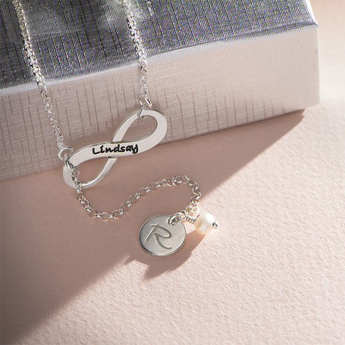 誕生石付きインフィニティとイニシャルのY字型ネックレス - 3