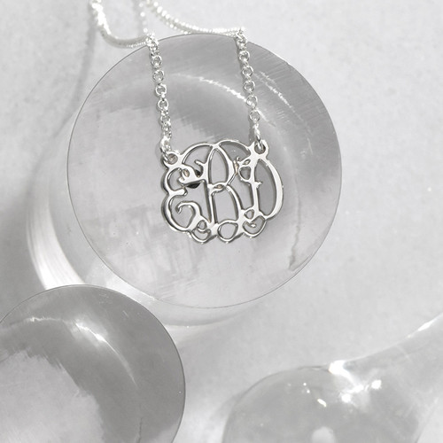 スターリングシルバーの小さなセレブモノグラムネックレス - 2