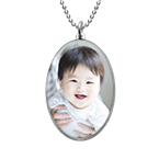 楕円形の写真ネックレス