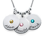 母のディスクと誕生石のネックレス