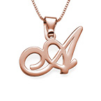 ピンクゴールドイニシャルネックレス